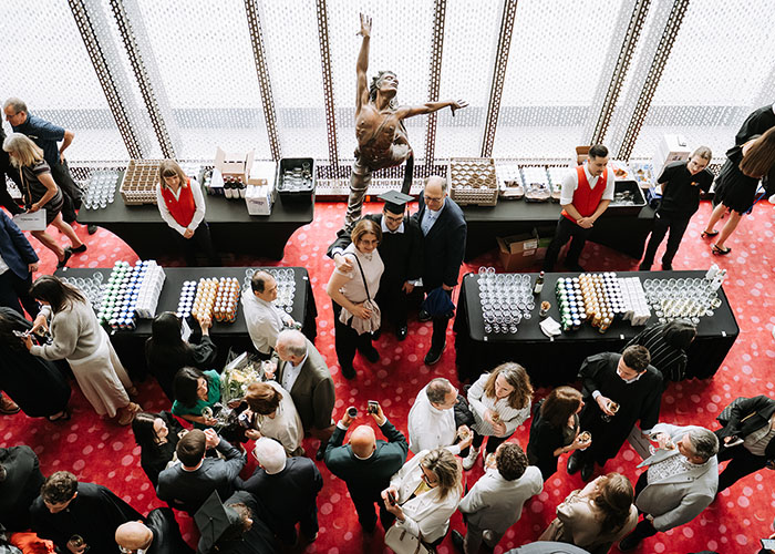Réception dans les foyers du Théâtre Maisonneuve, après la cérémonie du 13 mai 2025.