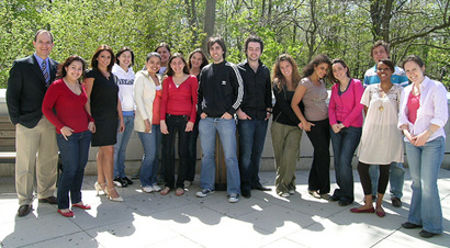 Luis Felipe Cisneros Martinez en compagnie des étudiants participant au premier campus international au B.A.A.