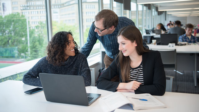 Maitrise Intelligence affaires Professeur-étudiants