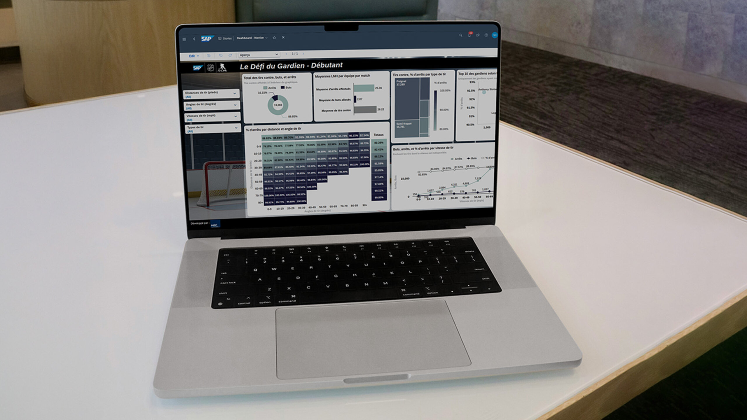 Un jeu utilisant les données du hockey pour développer les compétences analytiques