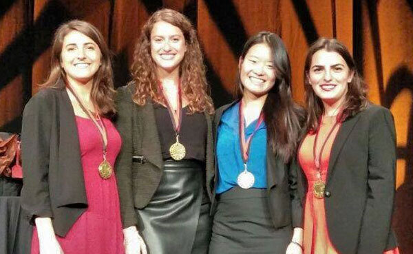 1re place à la compétition internationale de cas de l’APICS 