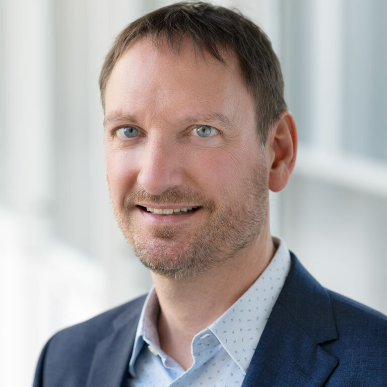 Iwan Meier reçoit le prix du meilleur article de la revue <i>Financial Markets and Portfolio Management</i>