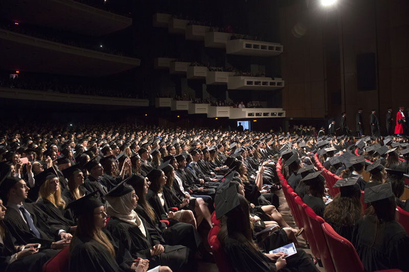 Collation des grades : 1091 nouveaux diplômés à l’honneur