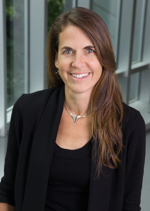 Best Paper on Derivatives Award de la NFA pour Geneviève Gauthier et deux collègues professeurs