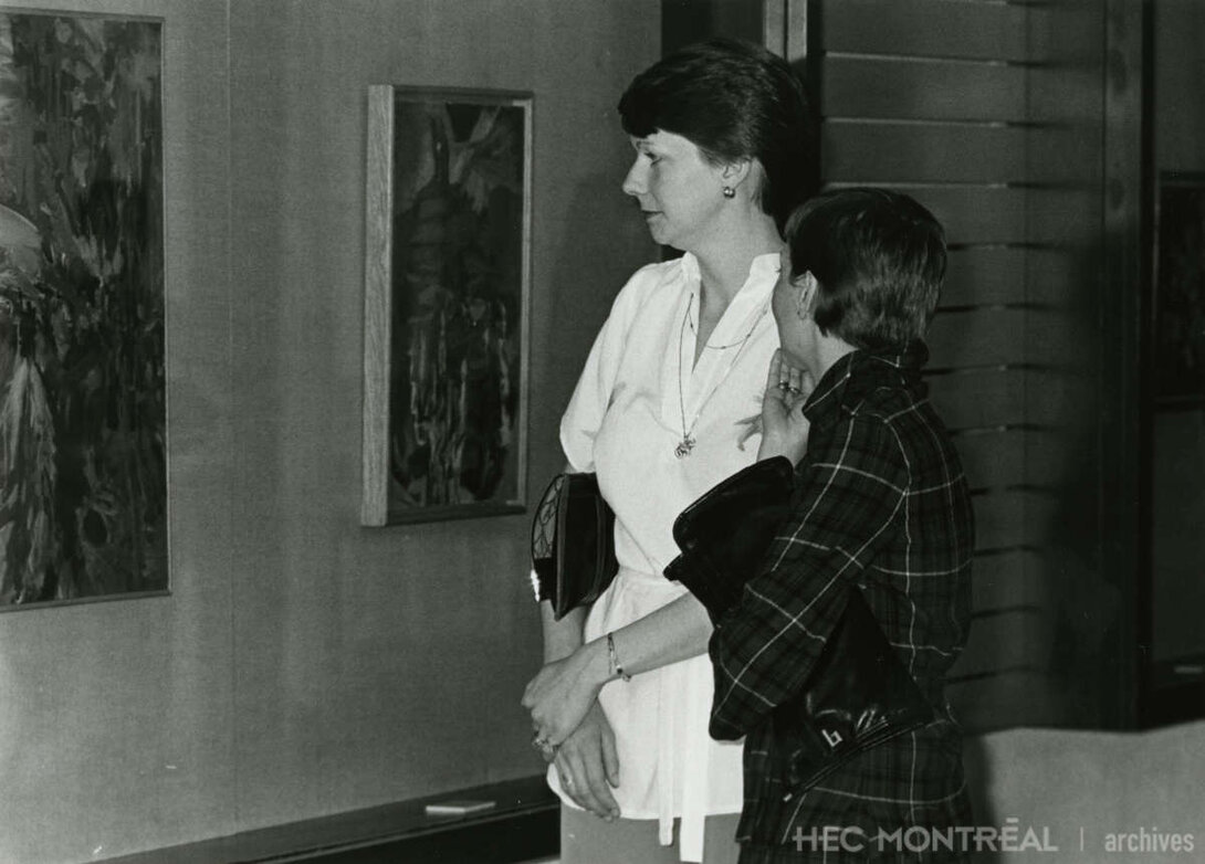   Description : Vernissage d'une exposition à la Galerie HEC. Date : ca 1978 Crédit photo : Photographe inconnu Cote archivistique : A041/X99,0001
