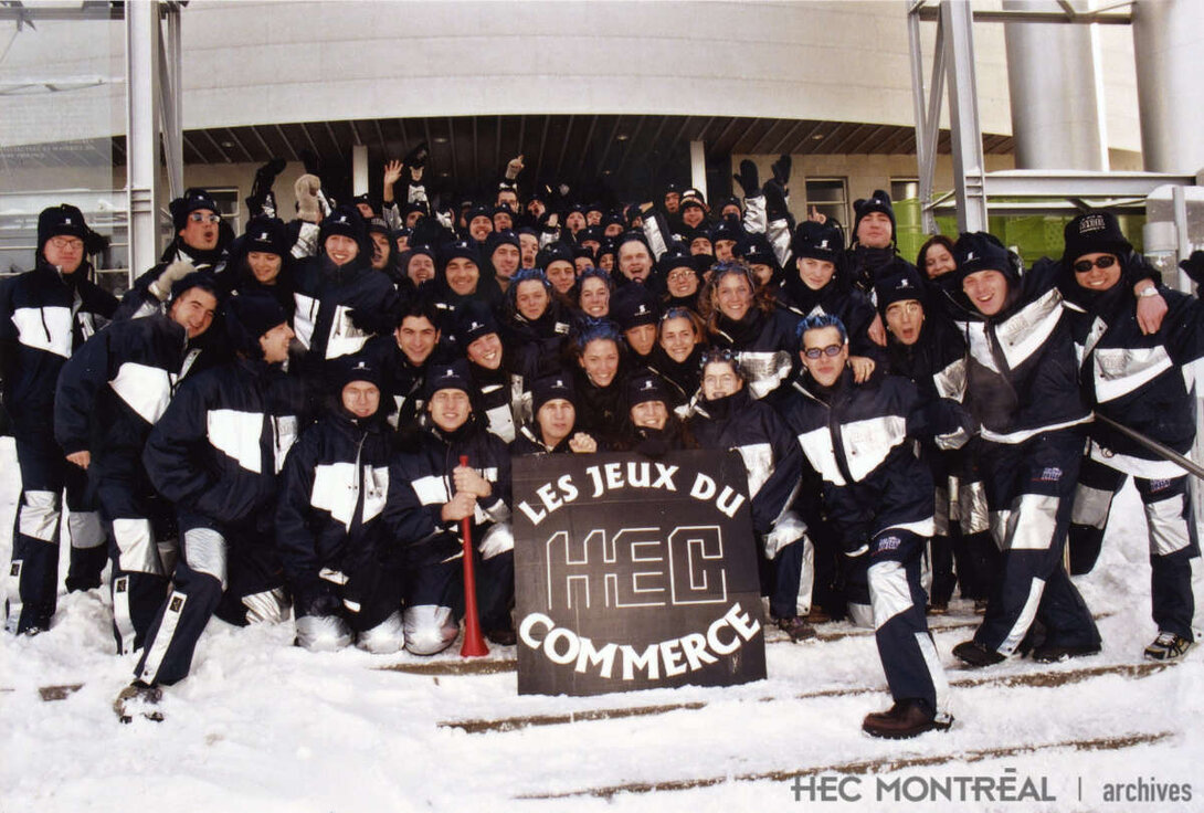   Description : Équipe HEC, Jeux du Commerce. Date : 1999 Crédit photo : Photographe inconnu Cote archivistique : A047/X99,0001