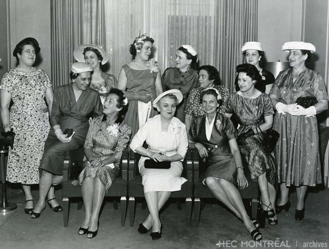   Description : Rencontre du Conseil des femmes. Date : ca1960 Crédit photo : Photographe inconnu Cote archivistique : P003/XPH,0029
