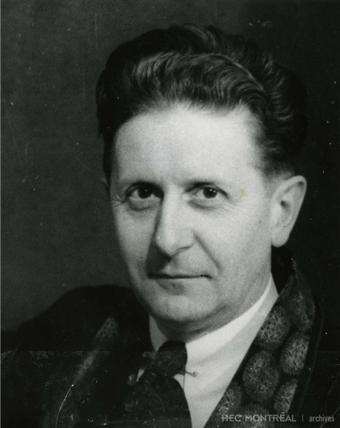   Description : Portrait de Rodolphe Joubert publié dans Le Caducée en avril 1967. Date : 1967 Crédit photo : Photographe inconnu Cote archivistique : P005/XPH,0017
