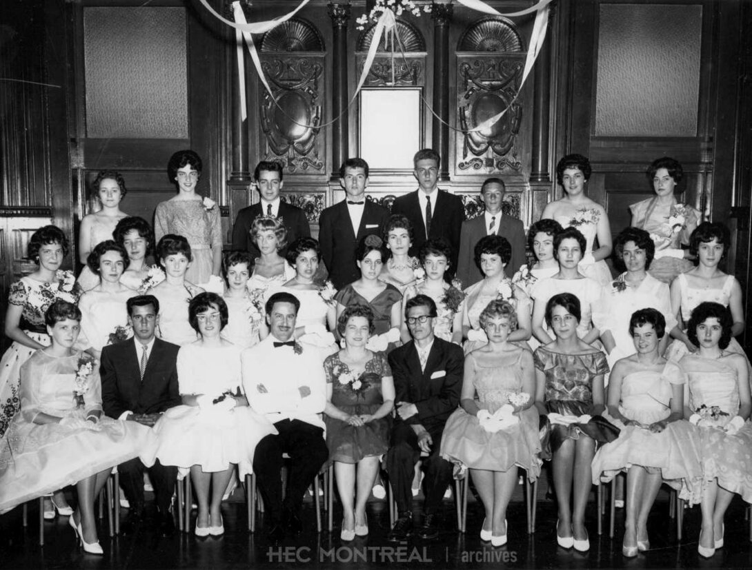   Description : Les premiers diplômés du Collège commercial LaSalle. Date : ca 1960 Crédit photo : Photographe inconnu Cote archivistique : P022/x99,0001