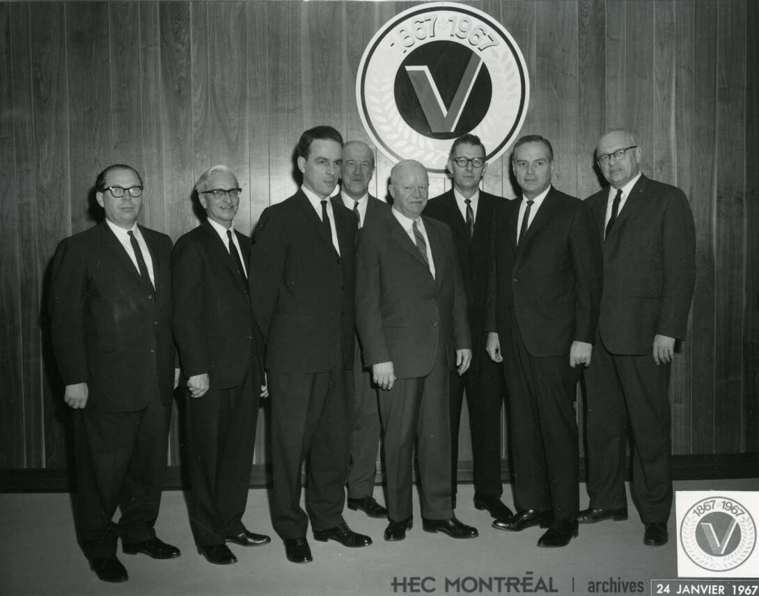   Description : Centième anniversaire de Viau Ltée.  Date : 1967 Crédit photo : Photographe inconnu Cote archivistique : P070/XPH,0018