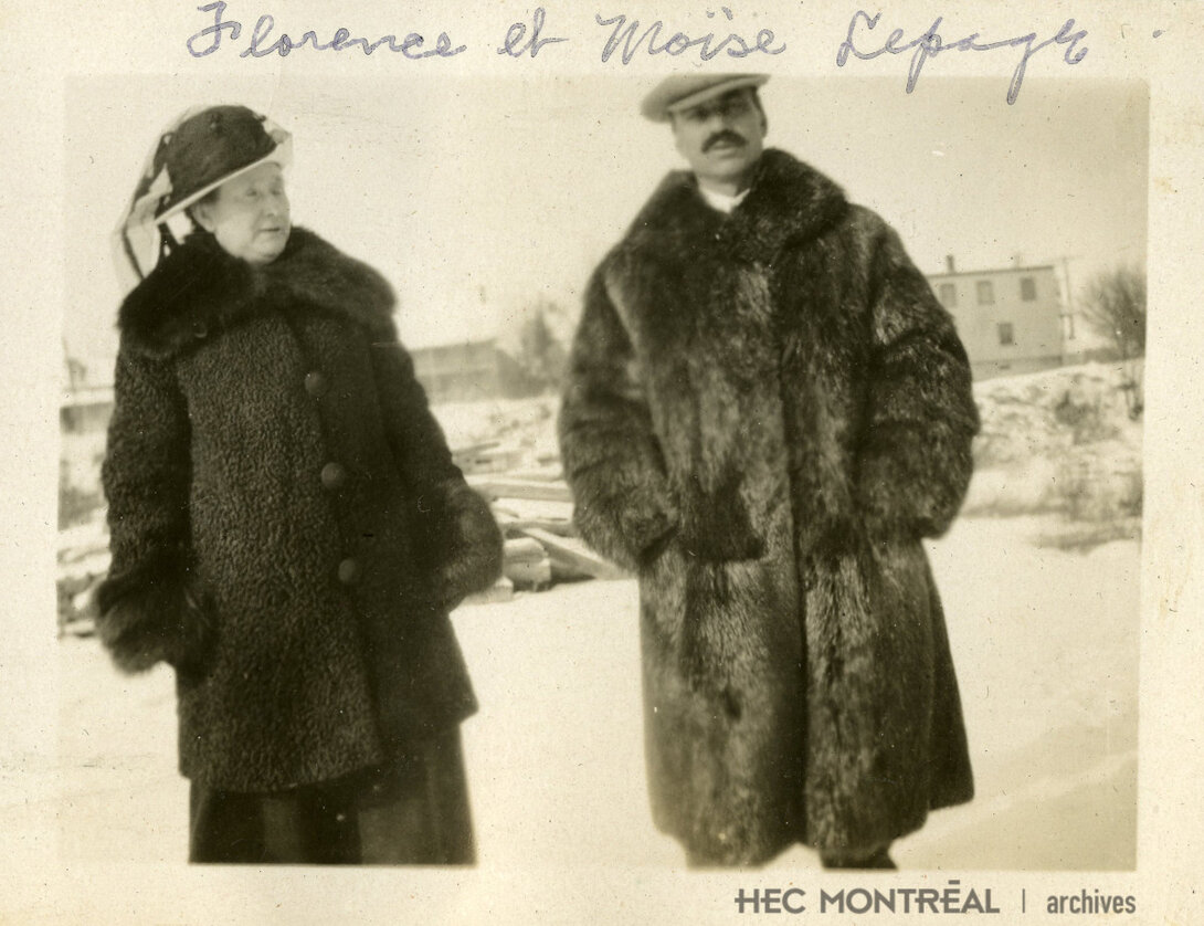   Description : Florence Lalonde et Moise Lepage, parents d'Alma Lepage.  Date : Inconnue Crédit photo : Photographe inconnu Cote archivistique : P085/Z,0001