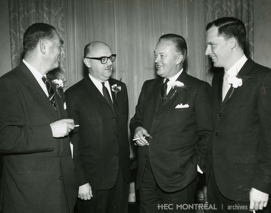   Description : Réception à l'Hôtel Windsor pour souligner les accomplissements de J.-René Ouimet. Date : 1964 Crédit photo : Photographe inconnu Cote archivistique : P088/XPH,0007